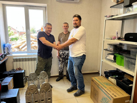 Наиподробнейший фотоотчет о  монтаже кондиционера Breeon в сервисе по ремонту техники  Мобильный ремонт, г. Томск.