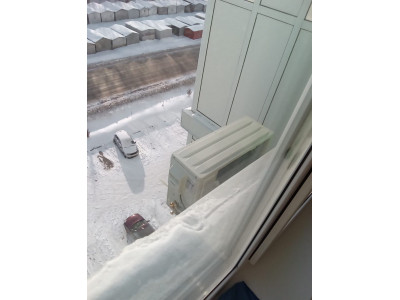 Настала зима а сезон кондиционеров продолжается.