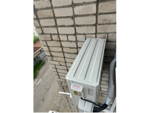 Компании БУРАН произвела качественный монтаж сплит-системы Loriot серия Prestige Inverter LAC-09AHI
