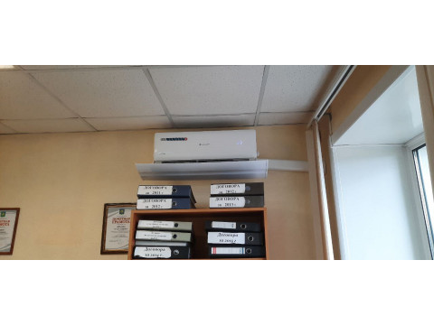 Монтаж двух кондиционеров в Центре занятости Болотинского района