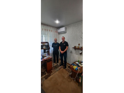 Компания Буран: Профессиональная установка сплит-системы SKYLINE INVERTER LAC-09AQI в Новосибирске