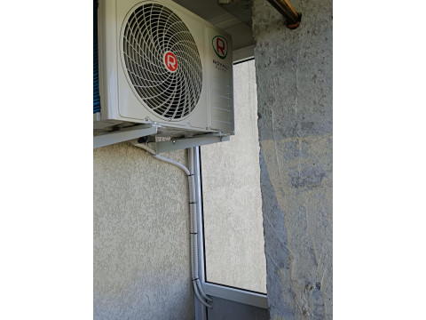 Установка кондиционера ROYALCLIMA в Кемерово на улице Шахтеров