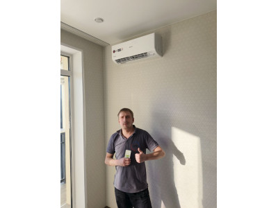 Установка кондиционера в квартире пенсионерки: опыт Галины в Новосибирске