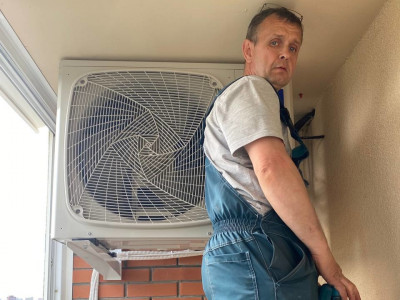 Профессиональная установка мульти сплит-системы Haier с тремя внутренними блоками и дренажом Ballu — работа компании «Буран»