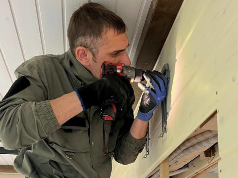 Установка двух кондиционеров Haier HSU-09HPL в селе Малоенисейское — работа на отлично от «Буран Климат»