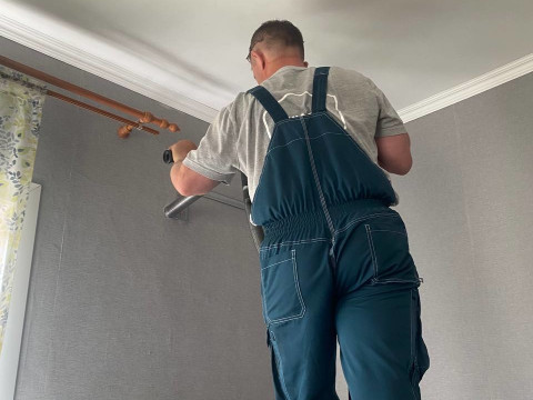 Дизайнерская сплит-система Hiesens Black Cristal 13 — стильный кондиционер с установкой от «Буран»