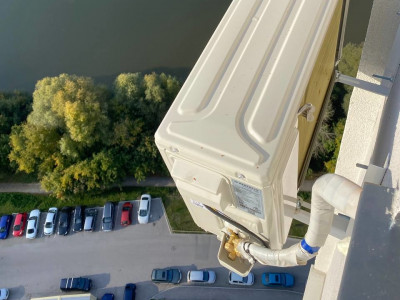 Монтаж настенной сплит-системы Kentatsu YUKI KSGYK26HZRN1/KSRYK26HZRN1 в квартире на Заречной 53 компанией «БУРАН Климат»