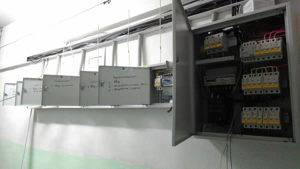 Обогрев фойе клуба потолочными ик обогревателями с.Вороново Томской обл.